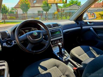 ŠKODA OCTAVIA 1.9TDI 105K ELEGANCE - 10