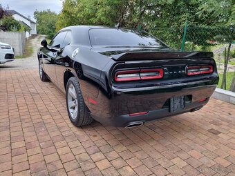 Dodge Challenger 2019 - 10