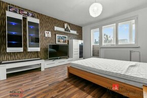 Predaj - 1 izbový byt 43 m2 po krásnej rekonštrukcií na Vlčo - 10