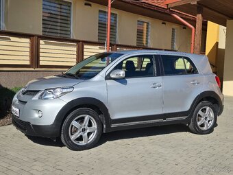 Toyota Urban Cruiser 1.4 I D-4D 4x4 Terra - 10