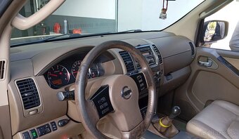 Predám Nissan patfinder 2,5 TDI 4x4 - 10
