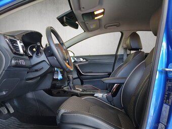 Kia XCeed 1.5 T-GDi M6 GOLD - Blue Flame - 10
