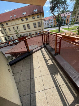 Na prenájom priestranný 3-izbový byt v centre Popradu - 10