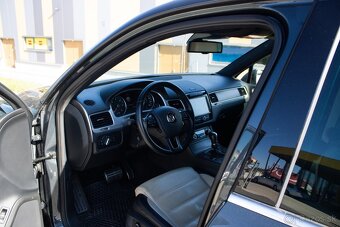 Volkswagen Touareg II 4.2 V8 TDI Premium, 250 kW, A8, 5d. - 10
