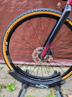 Cestný  bicykel - 10