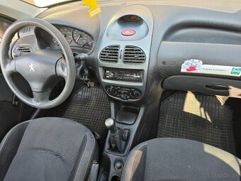 Predám Peugeot 206 1.4 benzín 118000km - 10
