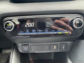 Toyota Yaris 1.5 VVT-iE Selection Elegant MDS - 10