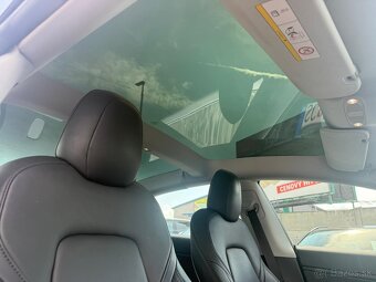 Predám elektro auto TESLA model 3 dual motor, 2/2021 - 10