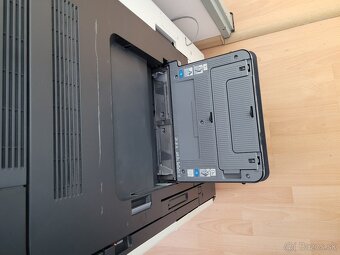 Konica Minolta bizhub C364e s finisherom nadiely - 10