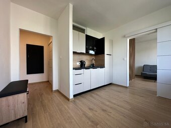 "Hodinový Hotel" Diskrétne ubytovanie Apartmány BB-Centrum - 10