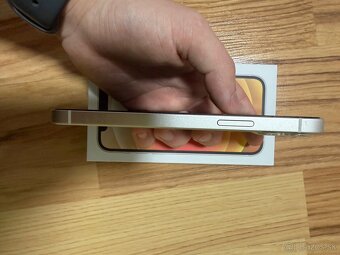 Apple iPhone 12 128gb - White (biely) - 10