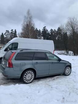 Volvo V50 - 10