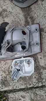 Zadné svetlá Audi A4 B7 Avant - 10