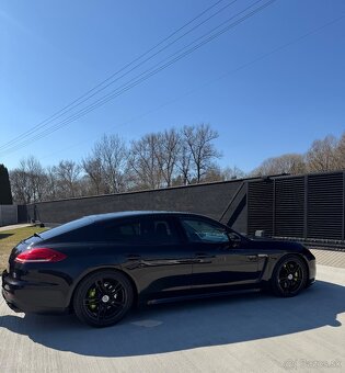 Porsche panamera e-hybrid - 10