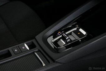 Škoda Octavia 2.0TDI 110kW DSG Style Matrix Side HUD Tažné - 10