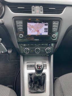 Škoda Octavia Combi 2.0 TDI 4x4 - 10