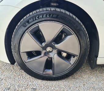 TESLA MODEL 3 LONG RANGE AWD, TEPELNÉ ČERPADLO, 57 TIS. KM - 10