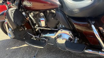 Harley Davidson FL / Electra Glide Ultra Classic - 10
