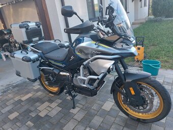 CFMOTO 800MT Touring - 10