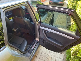 Audi A4 Avant 1.9 TDi AVF Quattro S-line 96Kw bez DPF - 10