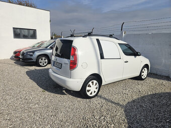 Škoda Praktik Roomster 1.2 TSI biela - 10