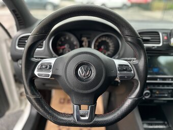 Volkswagen Golf 2.0 TFSI GTI - 10
