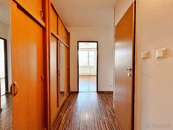 2-izbový byt 40m² bez loggie, Gagarinovo námestie - 10