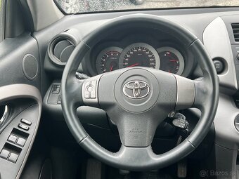 Toyota RAV4 2.2 D-4D 135 Terra - 10