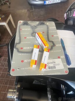 Suzuki vstrom dl650 - 10