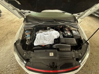 Predám VW scirocco odišiel motor a turbo Bez STK - 10