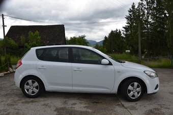 Kia Ceed SW 1.6 CVVT - 10