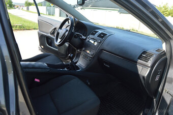 Toyota Avensis 2.0D-4D r v. 2012 Výborný stav.. - 10