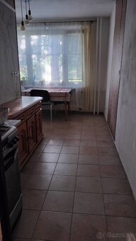 Predám 2. izbový byt s balkónom - 10