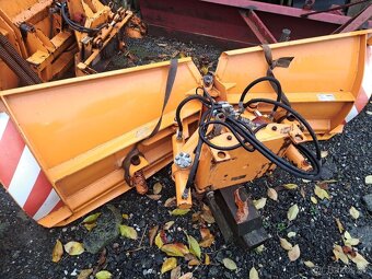 Multicar  Čelní otočná sněhová radlica 2m. - 10