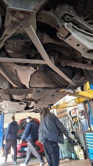 Predam bmw e91 320d 120kw rok 2005 - 10