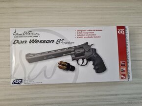 Vzduchový revolver Dan Wesson 8" CO2, 4,5 mm (.177) - 10