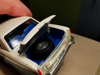 Corgi toys Rolls royce Silver Shadow - 10