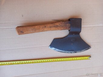 Sekery,a sekacie naradie,nožíky - 10