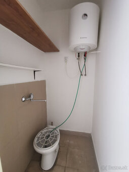 Prenájom skladu 602m2. - 10