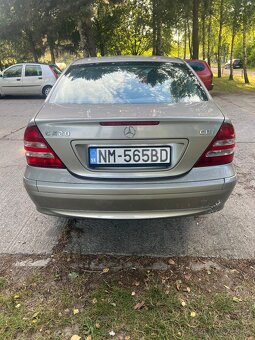 Mercedes Benz C220 cdi 2004 sedan - 10