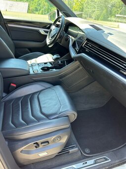 Volkswagen Touareg R-line 4Motion 3.0tdi - 10