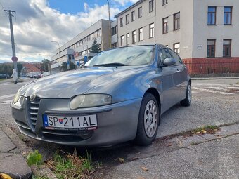Alfa romeo 147 - 10