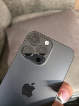 📱 Predám iPhone 15 Pro Max - 10