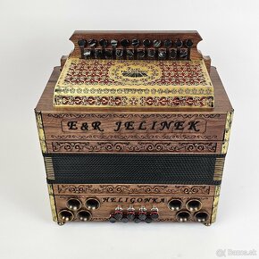 Heligonka Jelinek - 10