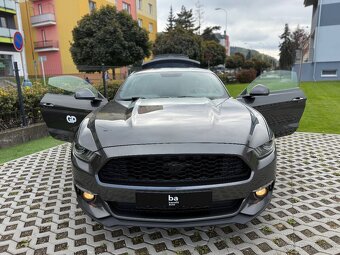 FORD MUSTANG - servisna historia , kupene na SR - 10