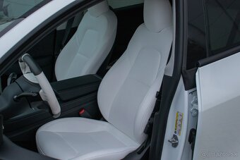 Tesla Model Y Long Range Dualmotor AWD ODPOČET DPH - 10
