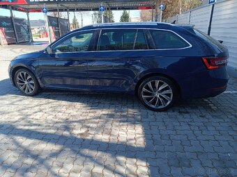 Škoda Superb - 10