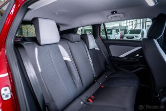 Opel Astra Sport Tourer ST EDITION 1,2T 130k AT8 - 10