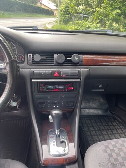 Audi A6 2.5 TDi - 10