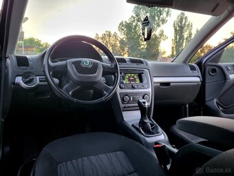 Škoda octavia 1.6 TDI Elegance Max R.V.2012 - 10